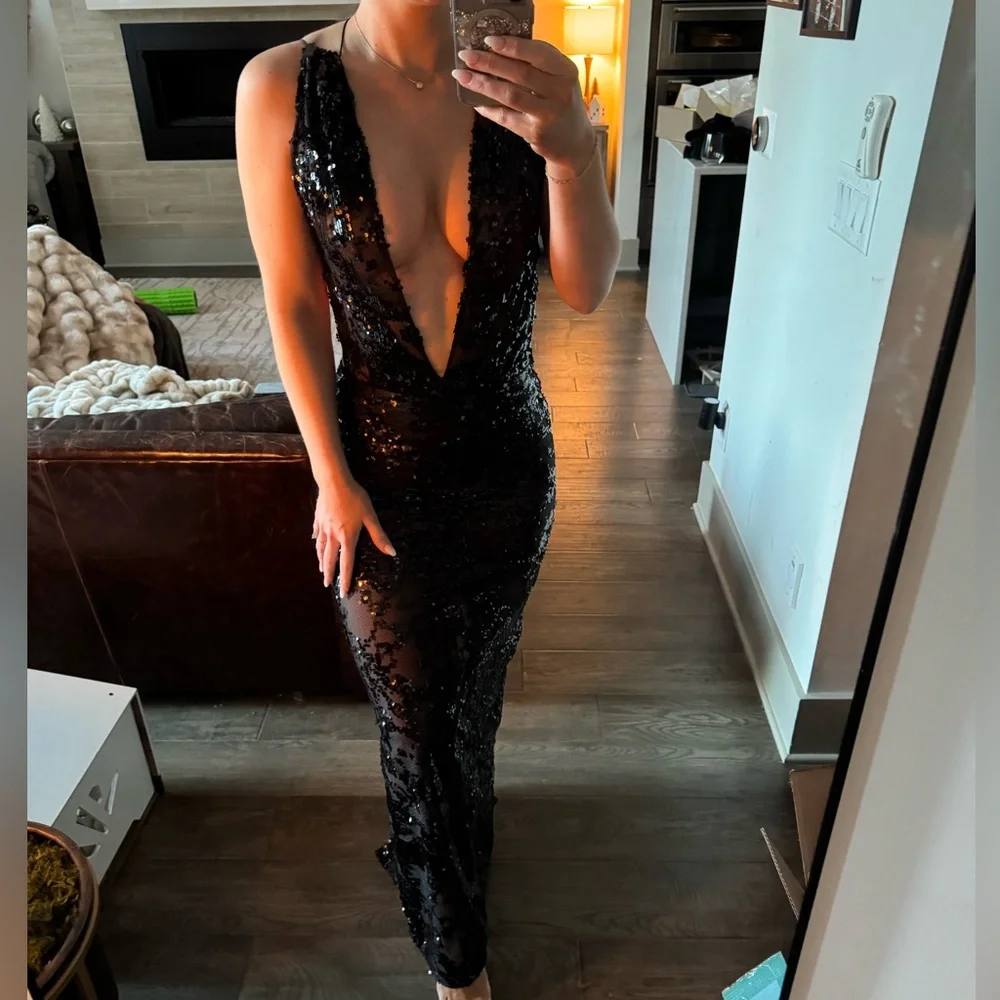 Victoria Beckham black sequin set - Picture 10 of 17